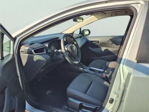 Used 2023 Toyota Corolla LE FWD image 18