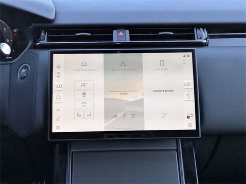 Used 2025 Land Rover Range Rover Velar Dynamic SE image 19
