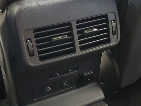 New 2026 Land Rover Range Rover Velar Dynamic SE image 29