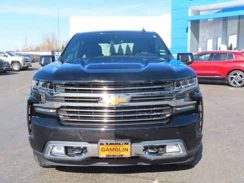 Used 2020 Chevrolet Silverado 1500 High Country w/ Technology Package image 2