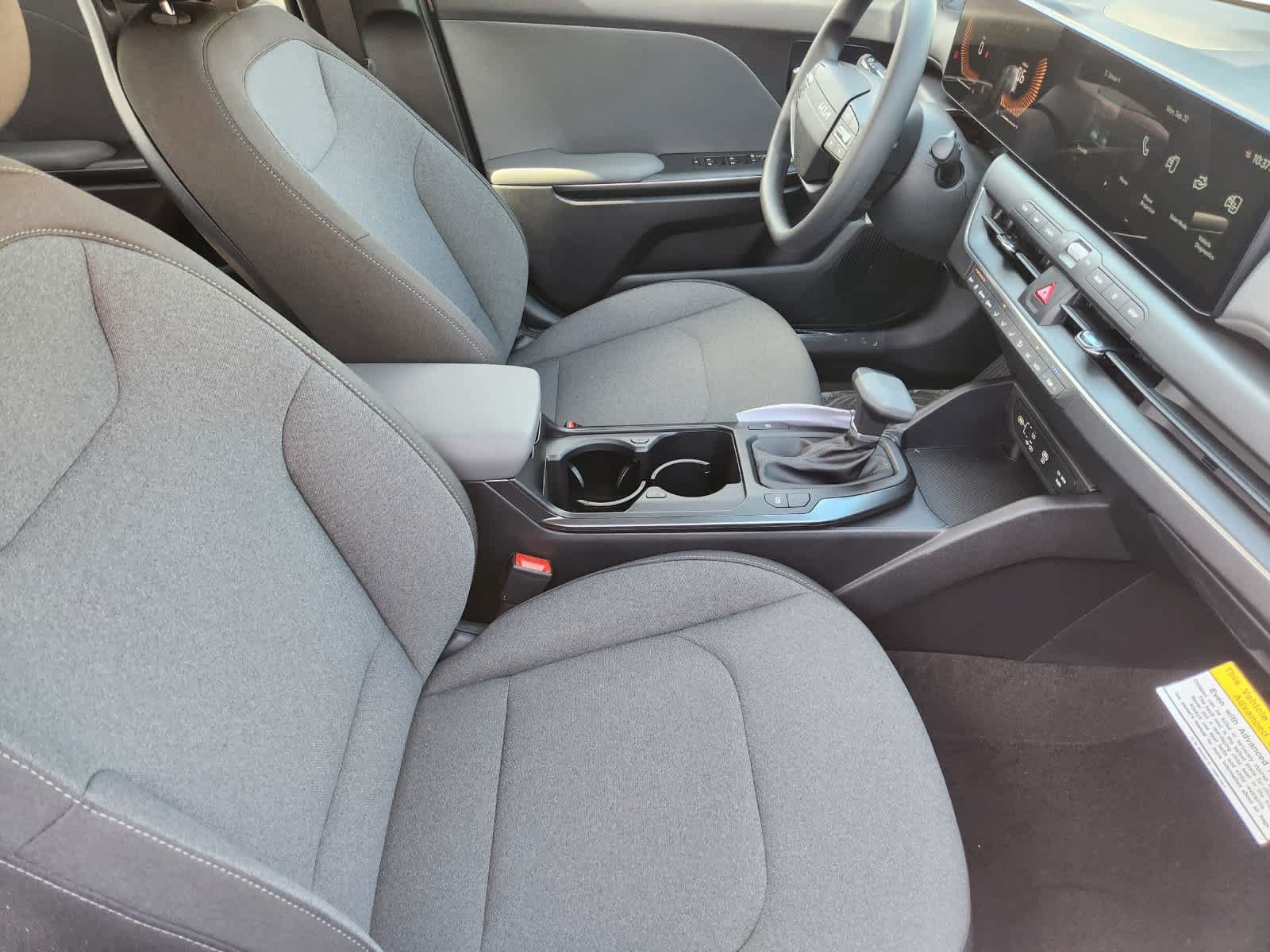 Certified 2025 Kia K4 FWD image 12