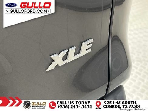Used 2021 Toyota RAV4 XLE FWD image 31