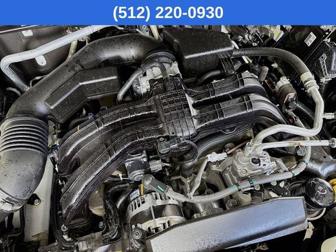 Used 2025 Subaru Outback Premium AWD/4WD image 39