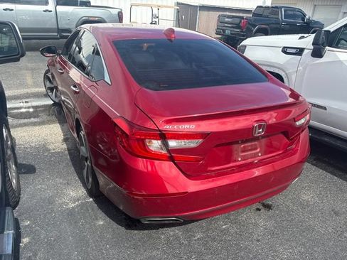 Used 2018 Honda Accord Touring image 6