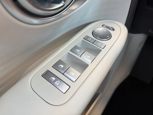 New 2026 Hyundai Ioniq 9 SE AWD/4WD image 10