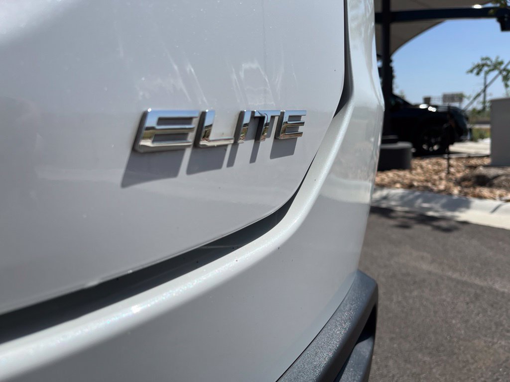 Used 2023 Honda Pilot Elite image 9