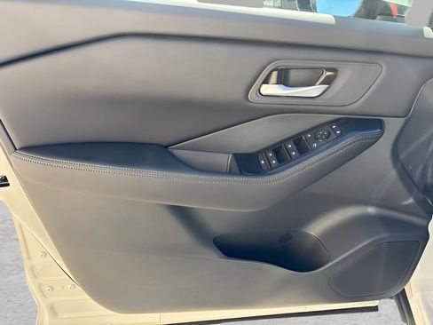 New 2026 Nissan Rogue SV AWD/4WD image 29