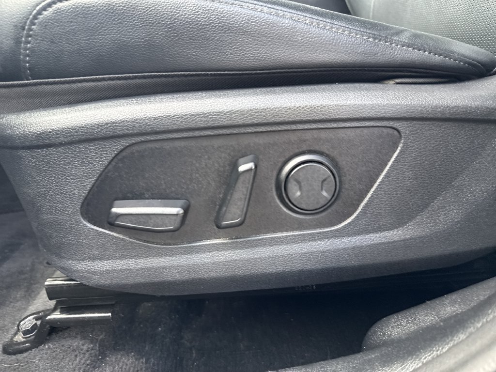 Used 2023 Kia Sportage EX FWD image 16