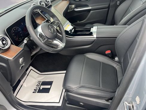 Certified 2026 Mercedes-Benz GLC 300 4MATIC image 9
