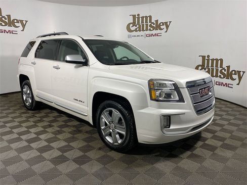 Used 2017 GMC Terrain Denali image 1