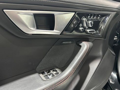 Used 2015 Jaguar F-TYPE S RWD image 50