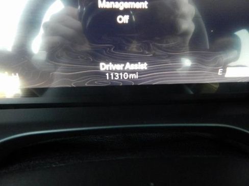 Used 2024 Jeep Grand Cherokee Altitude AWD/4WD image 19