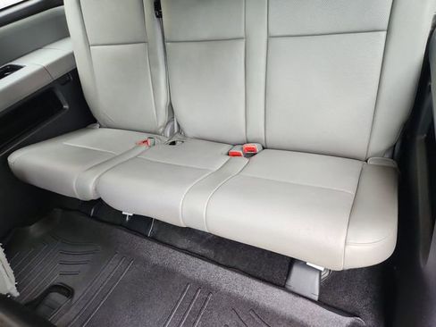 Used 2015 Toyota Sequoia Platinum RWD image 35