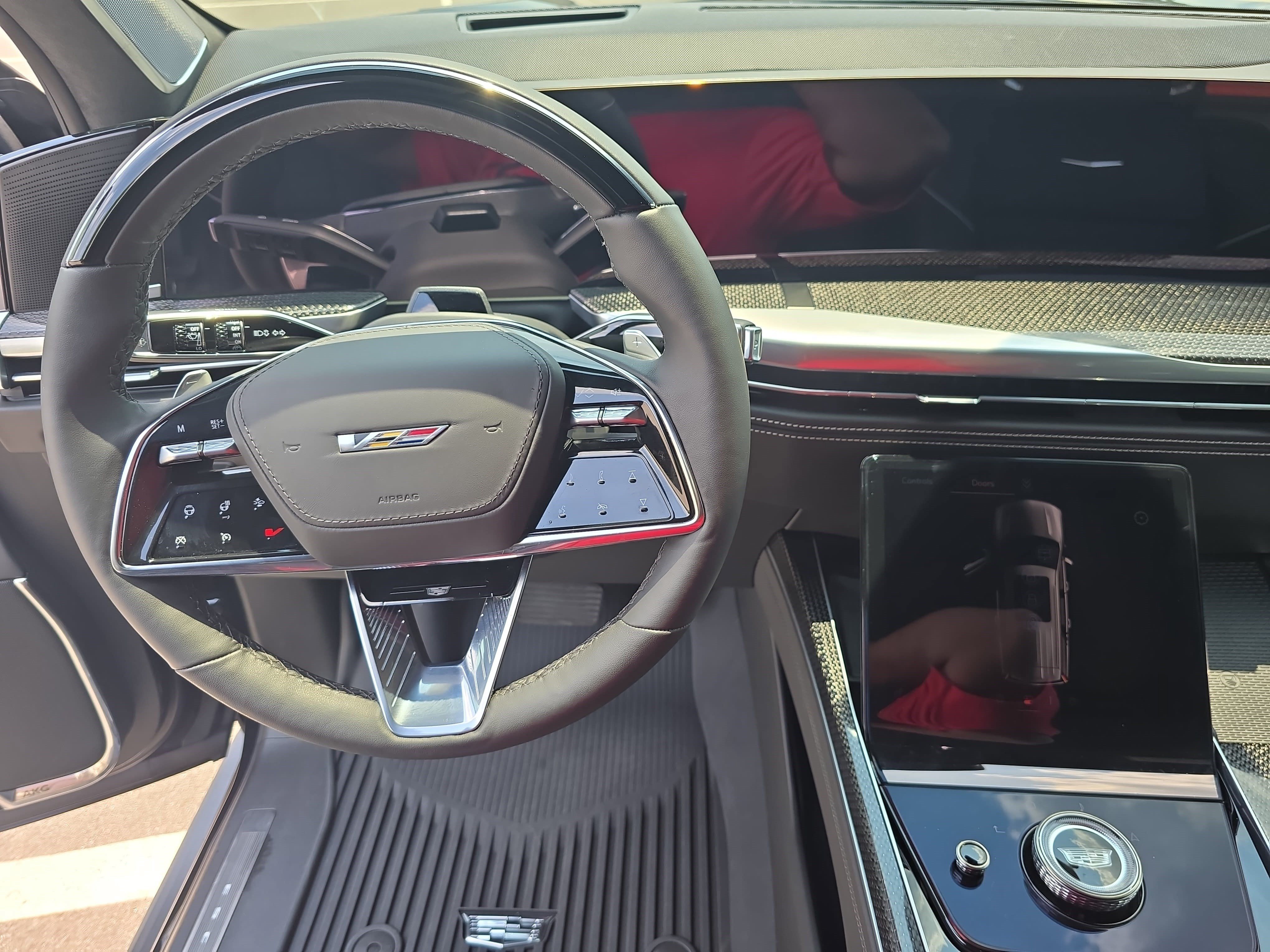 Certified 2026 Cadillac Escalade ESV V AWD/4WD image 17