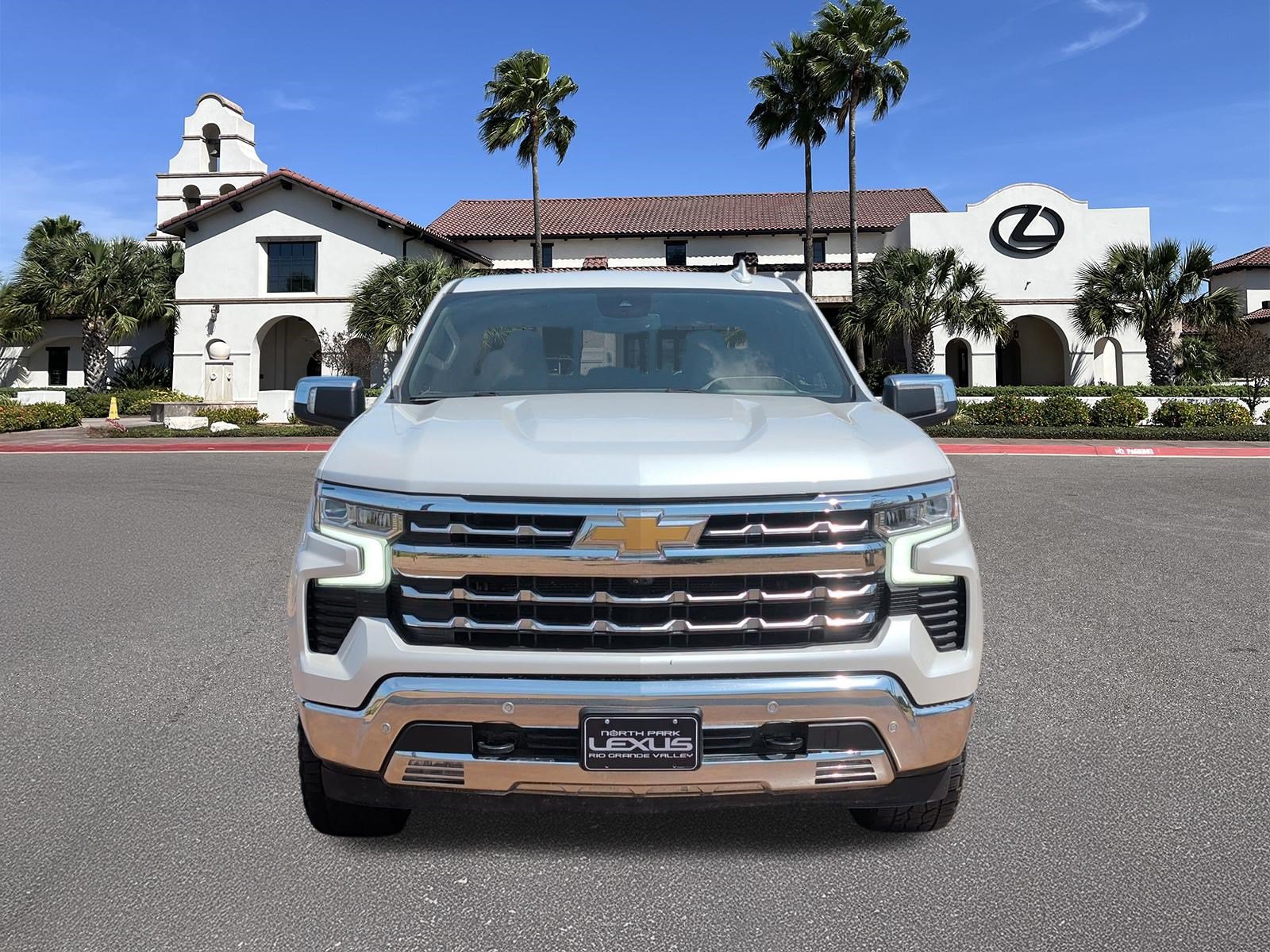 Used 2022 Chevrolet Silverado 1500 LTZ AWD/4WD image 6