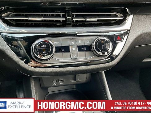 Used 2025 Buick Envista Sport Touring image 15