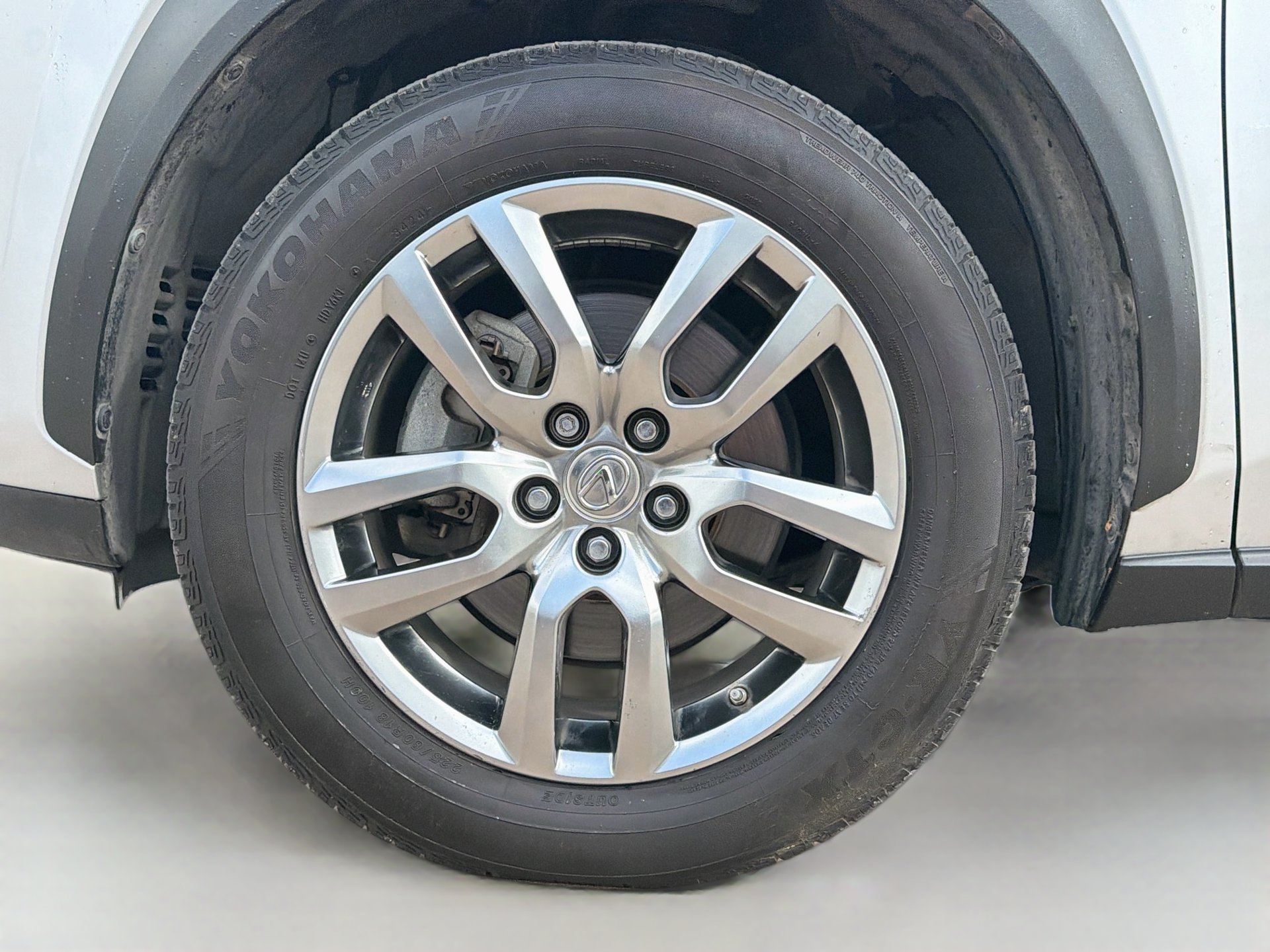 Used 2016 Lexus NX 200t FWD w/ Premium Package image 34