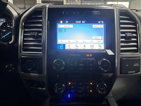 Used 2017 Ford F250 Lariat w/ Lariat Ultimate Package AWD/4WD image 22