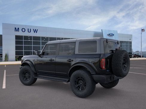 New 2026 Ford Bronco Outer Banks w/ Sasquatch Package image 4