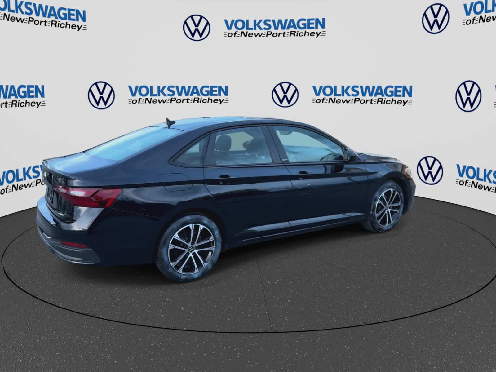 Used 2024 Volkswagen Jetta Sport FWD image 8
