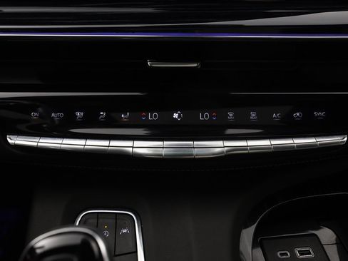 Used 2022 Cadillac Escalade ESV Sport image 34