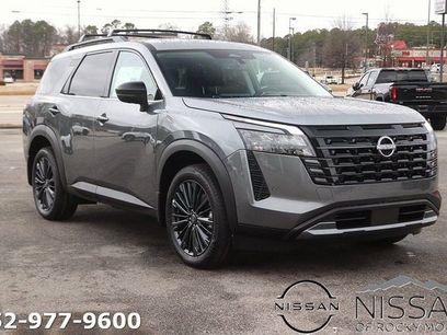 New 2026 Nissan Pathfinder SL w/ SL Premium Package
