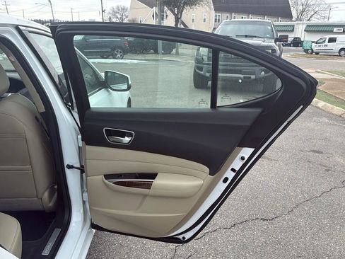 Used 2018 Acura TLX 3.5 Sedan 4D image 29