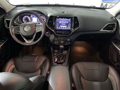 Used 2019 Jeep Cherokee Limited AWD/4WD image 24