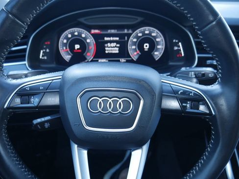 Used 2020 Audi Q8 Premium Plus w/ Premium Plus Package AWD/4WD image 31