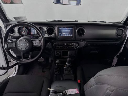 Used 2023 Jeep Wrangler Unlimited Sport AWD/4WD image 27