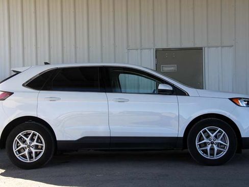 Used 2023 Ford Edge SEL w/ Convenience Package AWD/4WD image 12