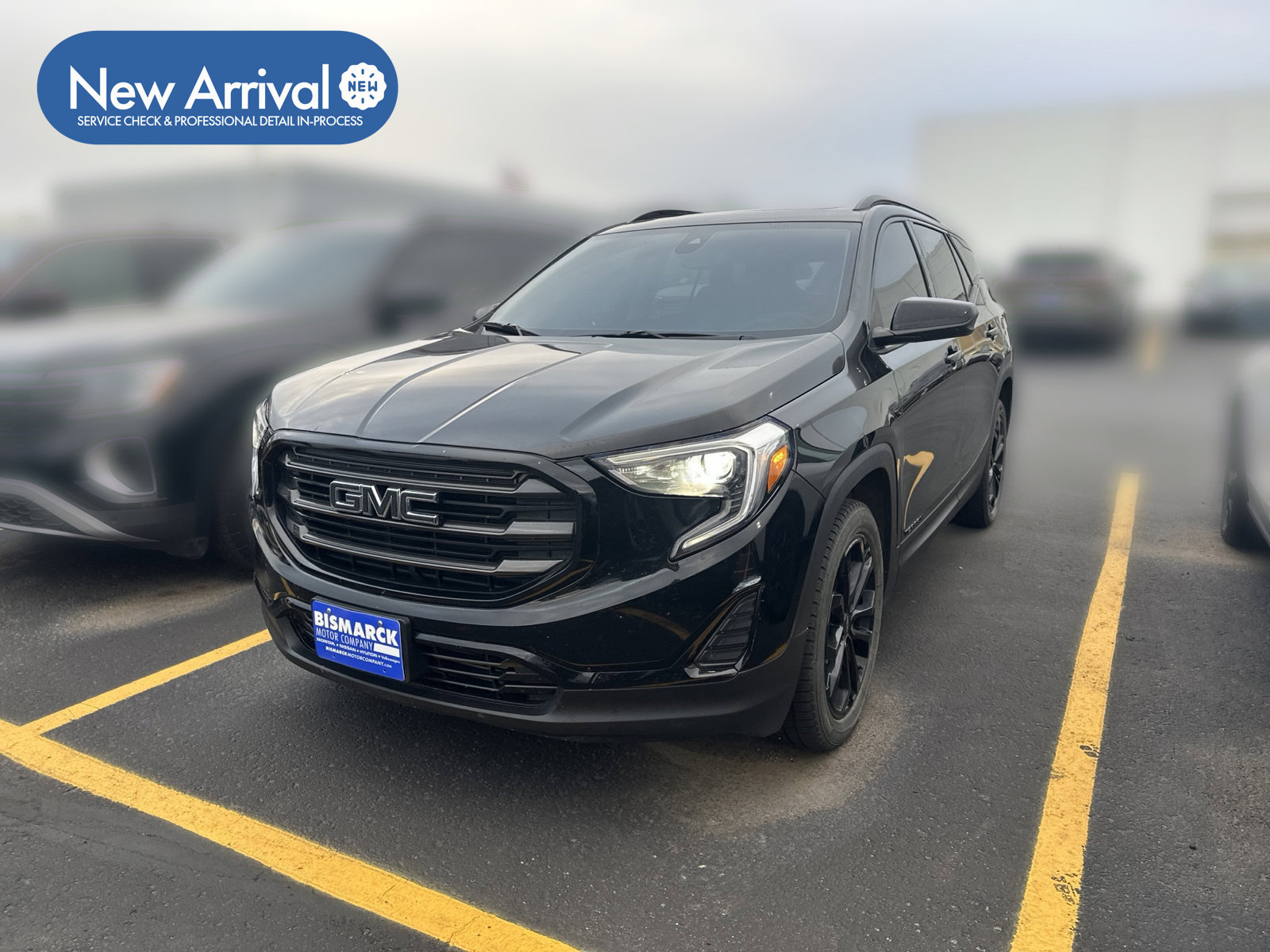 Used 2021 GMC Terrain SLE w/ Driver Convenience Package AWD/4WD image 1