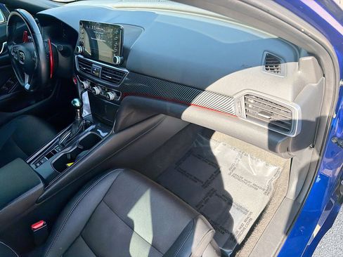 Used 2020 Honda Accord Sport image 29