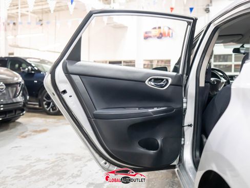 Used 2014 Nissan Sentra SV w/ SV Driver Package image 39