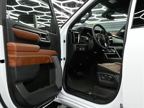 New 2026 GMC Sierra 2500 Denali Ultimate AWD/4WD image 25