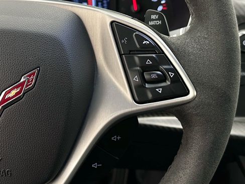 Used 2015 Chevrolet Corvette Z06 w/ Z07 Performance Package image 20