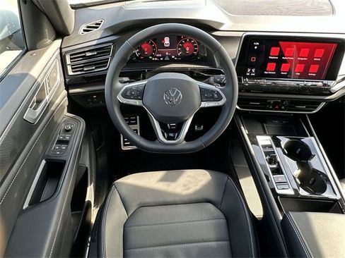 New 2024 Volkswagen Atlas Cross Sport SEL R-Line image 26