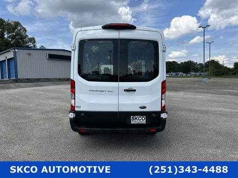 Used 2020 Ford Transit 250 Medium Roof image 4