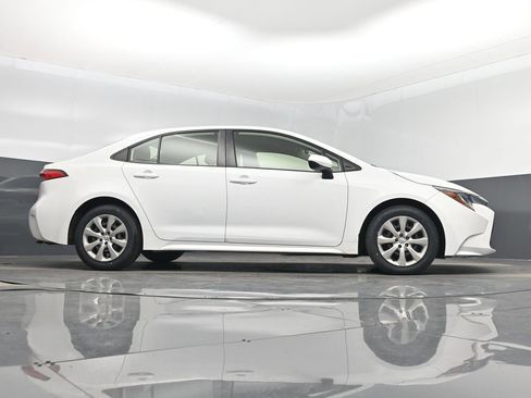 Used 2020 Toyota Corolla LE image 53