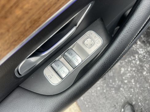 Certified 2025 Mercedes-Benz GLE 350 350 w/ Winter Package image 15