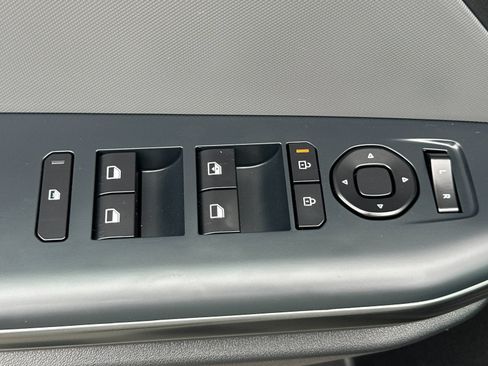 Certified 2025 Kia K4 FWD image 14
