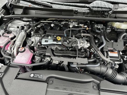 New 2026 Toyota Prius Plug-In Hybrid image 33