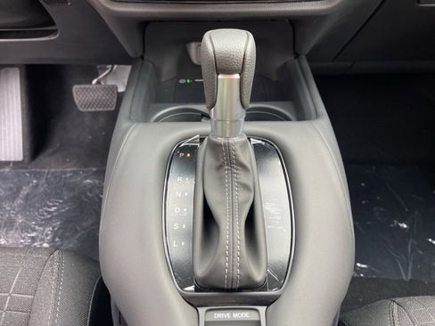 New 2026 Honda HR-V LX image 11