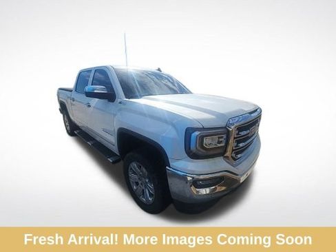 Used 2018 GMC Sierra 1500 SLT image 1