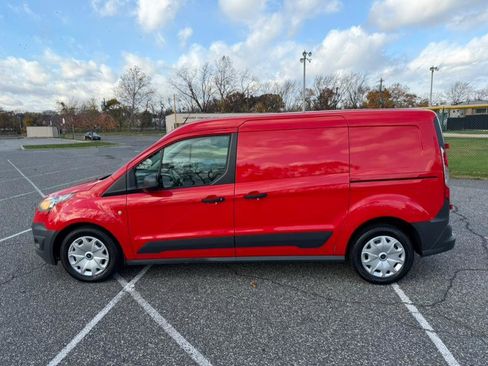 Used 2018 Ford Transit Connect XL image 2