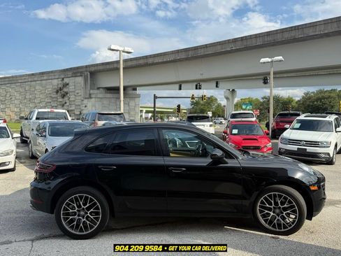 Used 2018 Porsche Macan AWD/4WD image 5