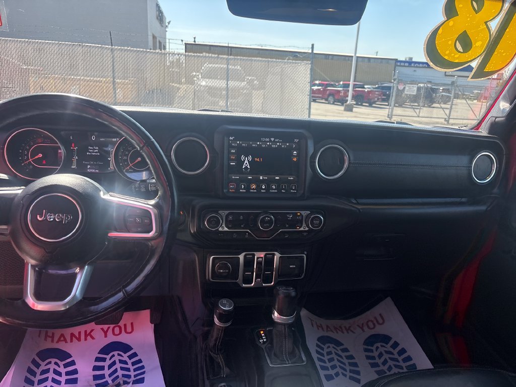 Used 2018 Jeep Wrangler Unlimited Sahara AWD/4WD image 17