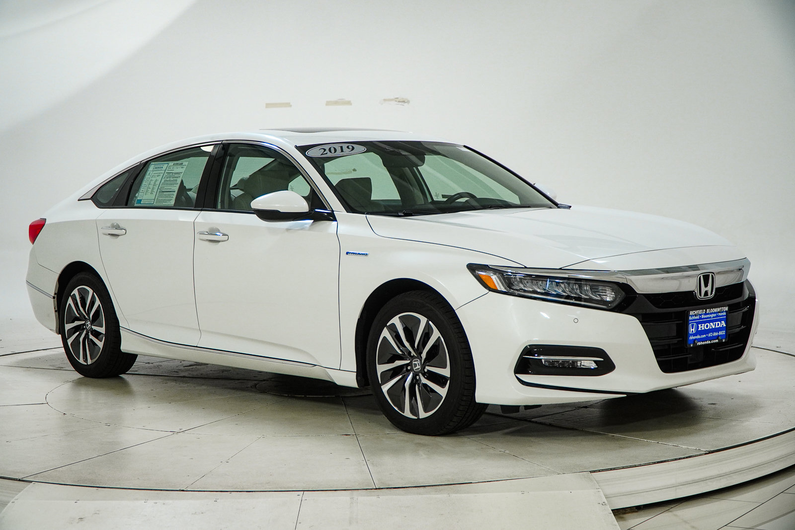 Used 2019 Honda Accord Touring image 13