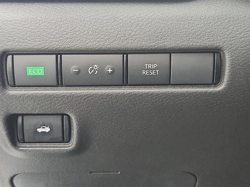 Used 2022 Nissan Sentra SV image 20