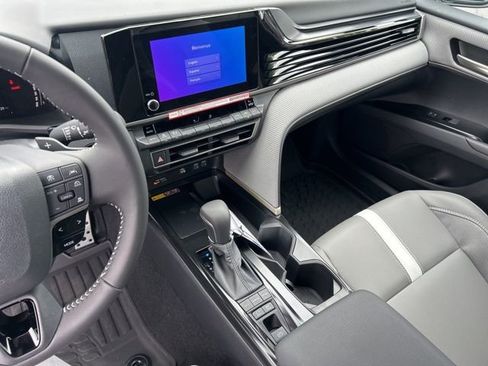 New 2026 Toyota Camry SE AWD/4WD image 30